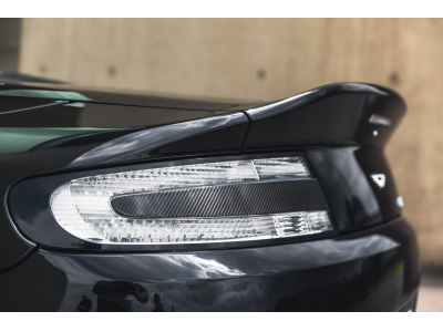 Aston Martin V12 Vantage ROADSTER MANUAL 1/101