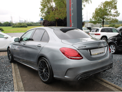 Mercedes-Benz C 63 AMG SPORT PAKET CUIR BI-XENON NAVI