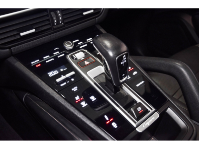 Porsche Cayenne Coupé E-Hybrid 3.0