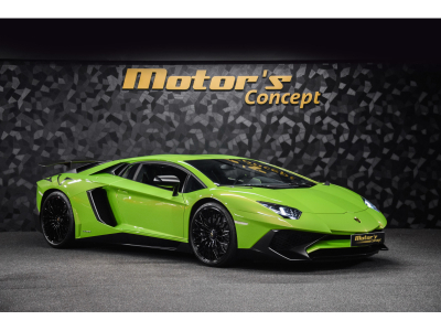 Lamborghini Aventador LP750-4 SV / 1 OF 600