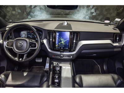 Volvo XC60 T8 R-Design