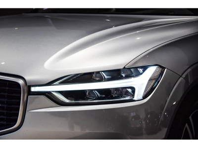 Volvo XC60 T8 R-Design