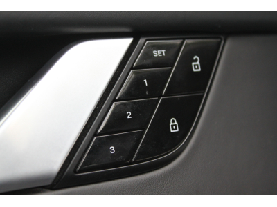 Porsche 992 TURBO*LIFT*SPORTABGAS*KARBONLENKRAD