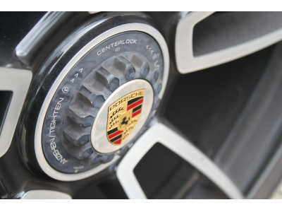 Porsche 992 TURBO*LIFT*SPORTABGAS*KARBONLENKRAD