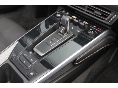 Porsche 992 TURBO*LIFT*SPORTABGAS*KARBONLENKRAD