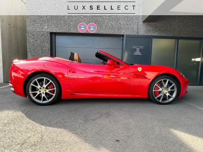 Ferrari California 4.3 V8 460 HP ROSSO CORSA