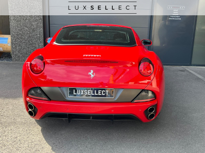 Ferrari California 4.3 V8 460 HP ROSSO CORSA