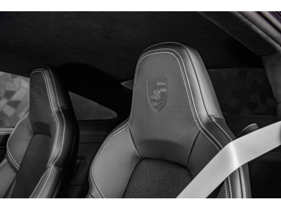 Porsche 911 992 GT3 Touring PDK