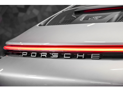 Porsche 911 992 GT3 Touring PDK
