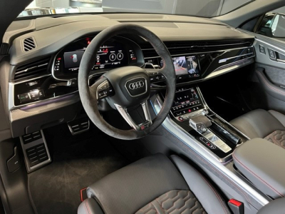 Audi RSQ8 4.0 TFSI/ KERAMIK//PANO/23/RS DY+/HUD/*VOLL**