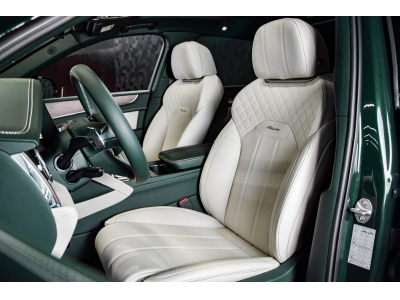 Bentley Bentayga Azure V6 Hybrid