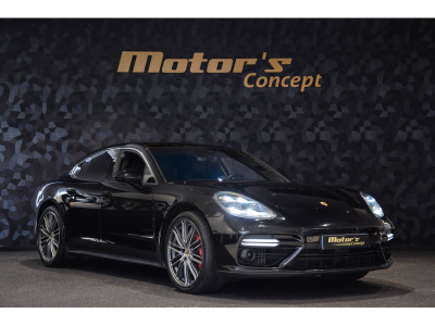 Porsche Panamera Turbo V8
