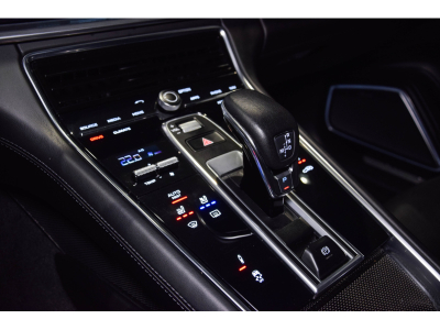Porsche Panamera Turbo V8
