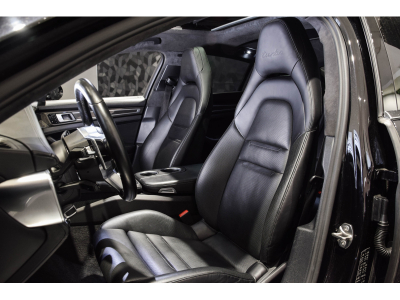 Porsche Panamera Turbo V8