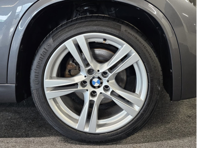 BMW X1 M SPORTPAKET 1.HAND CUIR BI-XENON NAVI 4X4