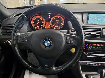 BMW X1 M SPORTPAKET 1.HAND CUIR BI-XENON NAVI 4X4