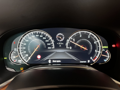 BMW 730 BMW 730 D /360°/Toit ouvrant/HUD/Harman/Kardon/ACC/VOLL