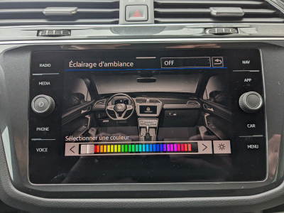 Volkswagen Tiguan 2.0 TDI LIFE DSG CARPLAY GPS LED ATTACHE REM