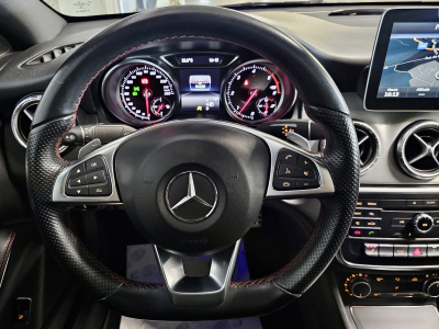 Mercedes-Benz CLA 220 D AMG LINE FACELIFT PANO CUIR NAVI