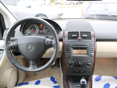 Mercedes-Benz A 150 AVANTGARDE  1HAND BlueEFFICIENCY CLIM