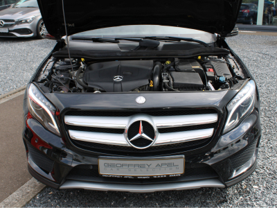 Mercedes-Benz GLA 200 D AMG LINE FACELIFT CUIR NAVI