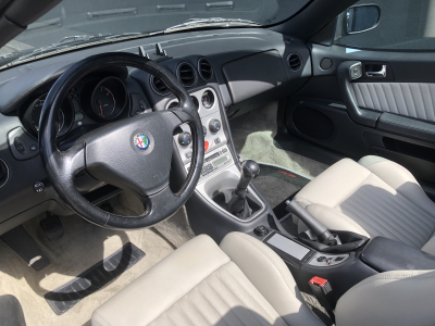 Alfa Romeo Spider 2.0 16S 150 PININFARINA