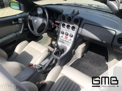 Alfa Romeo Spider 2.0 16S 150 PININFARINA