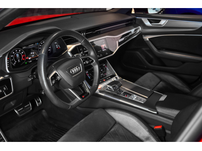 Audi RS6 C8 AVANT