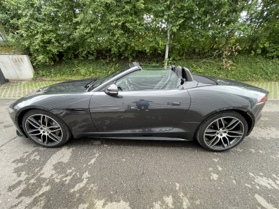 Jaguar F-Type 2.0 Essence 300 CABRIO