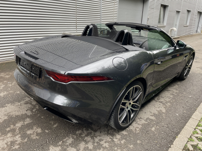 Jaguar F-Type 2.0 Essence 300 CABRIO