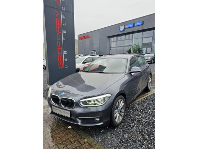 BMW 118 i FACELIFT SPORT LINE AUTO LED NAVI