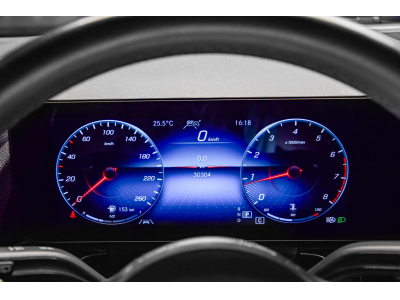 Mercedes-Benz GLA 200 AMG Line