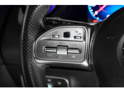 Mercedes-Benz GLA 200 AMG Line