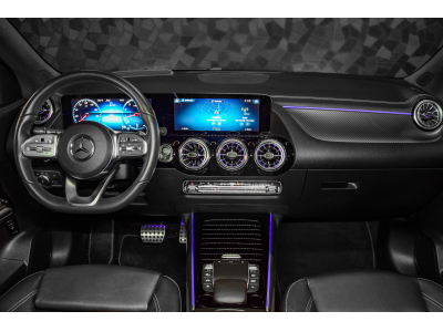 Mercedes-Benz GLA 200 AMG Line