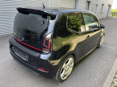 Volkswagen up! 1.0 ESSENCE 140 GTI