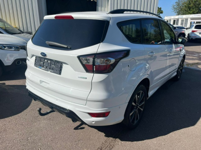 Ford Kuga FORD KUGA ST-LINE ALCANTARA NAVI BII XENON SHZ MFL AHK