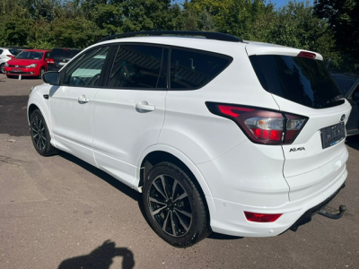 Ford Kuga FORD KUGA ST-LINE ALCANTARA NAVI BII XENON SHZ MFL AHK