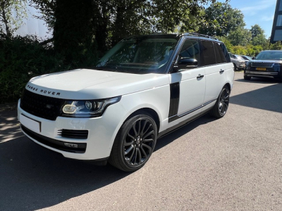 Land-Rover Range Rover 4.4 SDV8 Autobiography Auto.