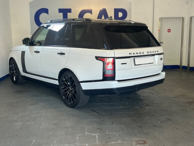 Land-Rover Range Rover 4.4 SDV8 Autobiography Auto.