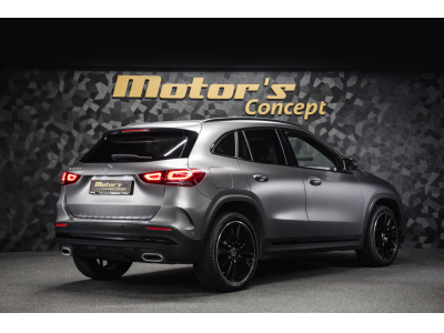 Mercedes-Benz GLA 250 e AMG Line