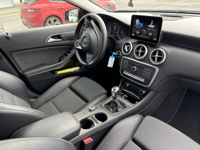 Mercedes-Benz A 200 D 136CV