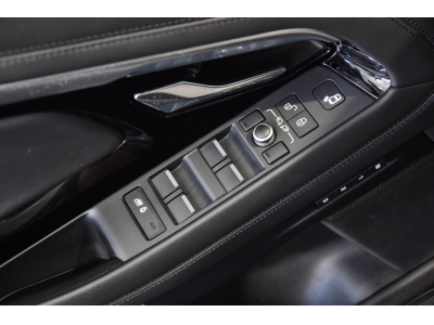 Land-Rover Range Rover Evoque P250 AWD R-Dynamic HSE