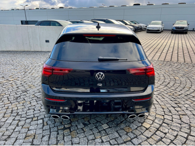 Volkswagen Golf 2.0 TSI 352 DSG 4x4 R