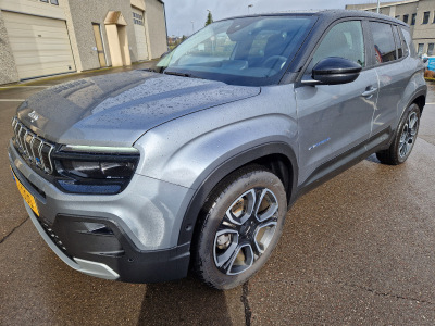 Jeep Avenger Location Avenger Full-electric 49€ /Jour