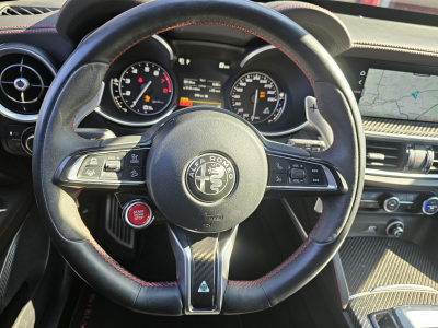 Alfa Romeo Stelvio Quadrifoglio 510 CV Quadrifoglio 1ere main  CARBON, CAMERA , NAVI,