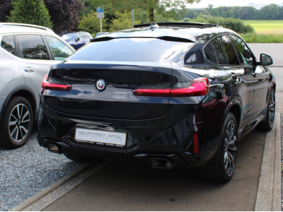 BMW X4 xDrive20i M Sportpaket, PANO,CUIR,CAMERA,LED,ALU 20,DIGITAL COCKPIT