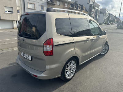 Ford Tourneo Courier 1.6 TDCI 95CV CONNECT