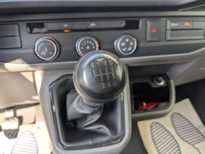 Volkswagen Transporter T6 3PLACES ATTACHE REM CARPLAY GPS BLUETOOTH