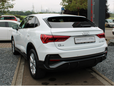 Audi Q3 Q3 E-TFSI 245cv Hybride Pack Style Black Line