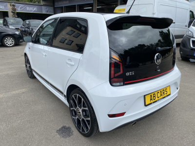 Volkswagen up! 1.0Tfsi GTI